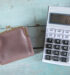 財布と電卓